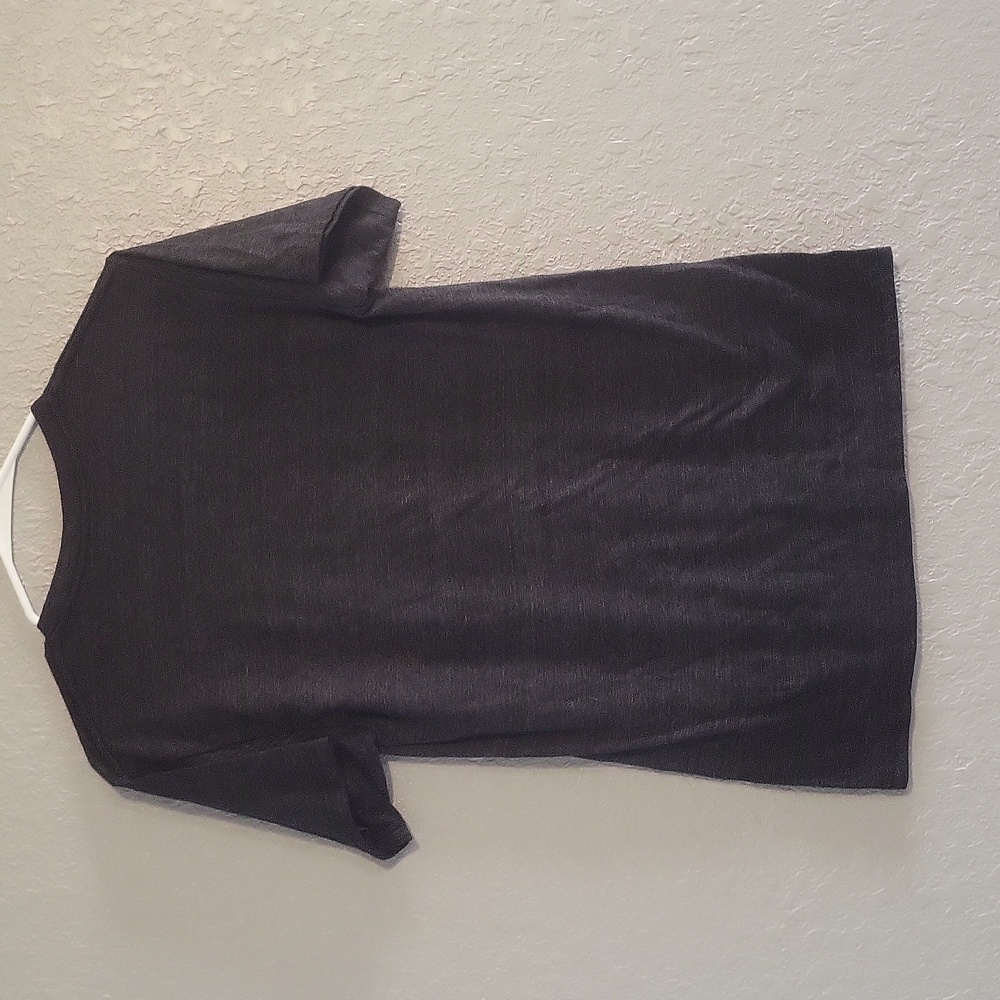 Graphic tee - Picture 3 of 3